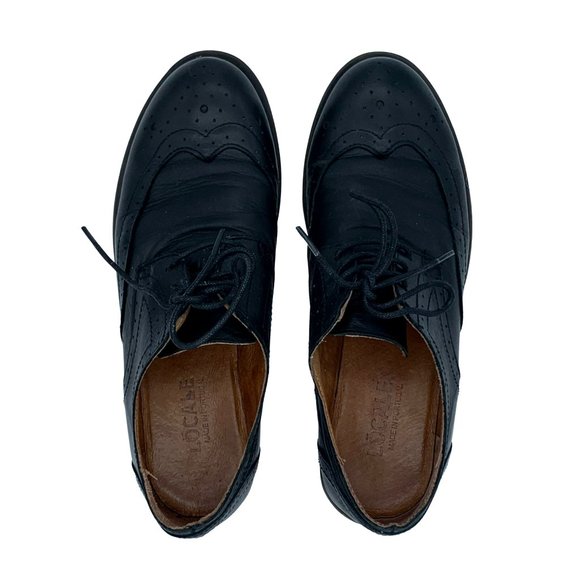 Women’s Lõcale Black Leather Lace-Up Winged Tip Oxford Shoes - Picture 5 of 9